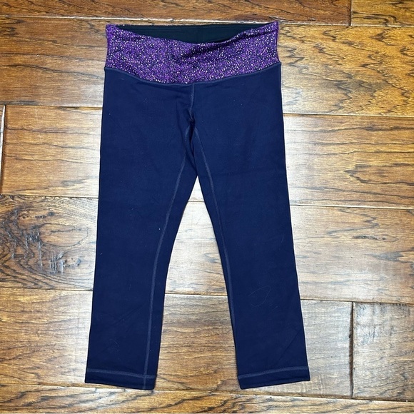 Lululemon Wunder Under Crop III leggings - Picture 2 of 4